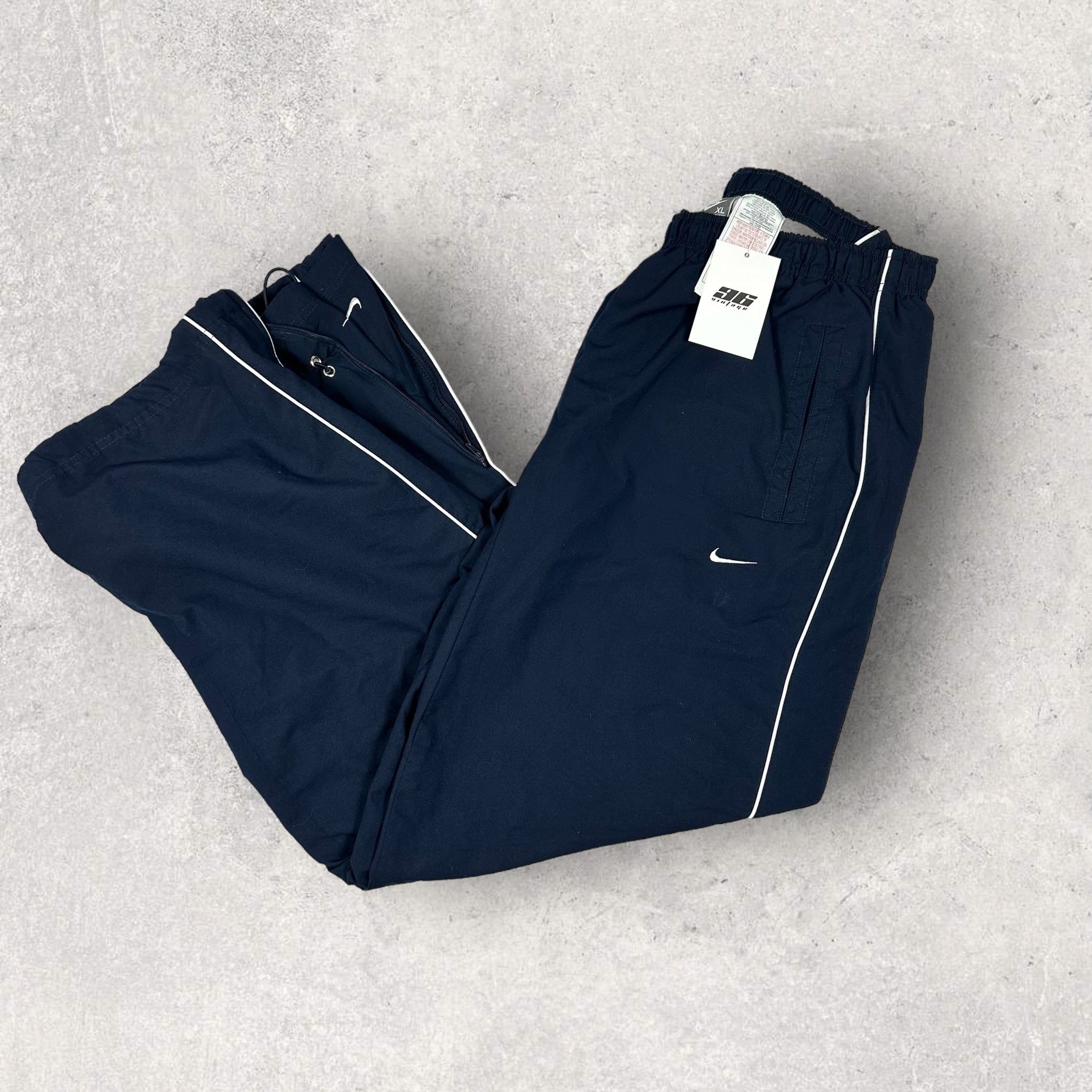 Vintage Nike Trackpants (XL)