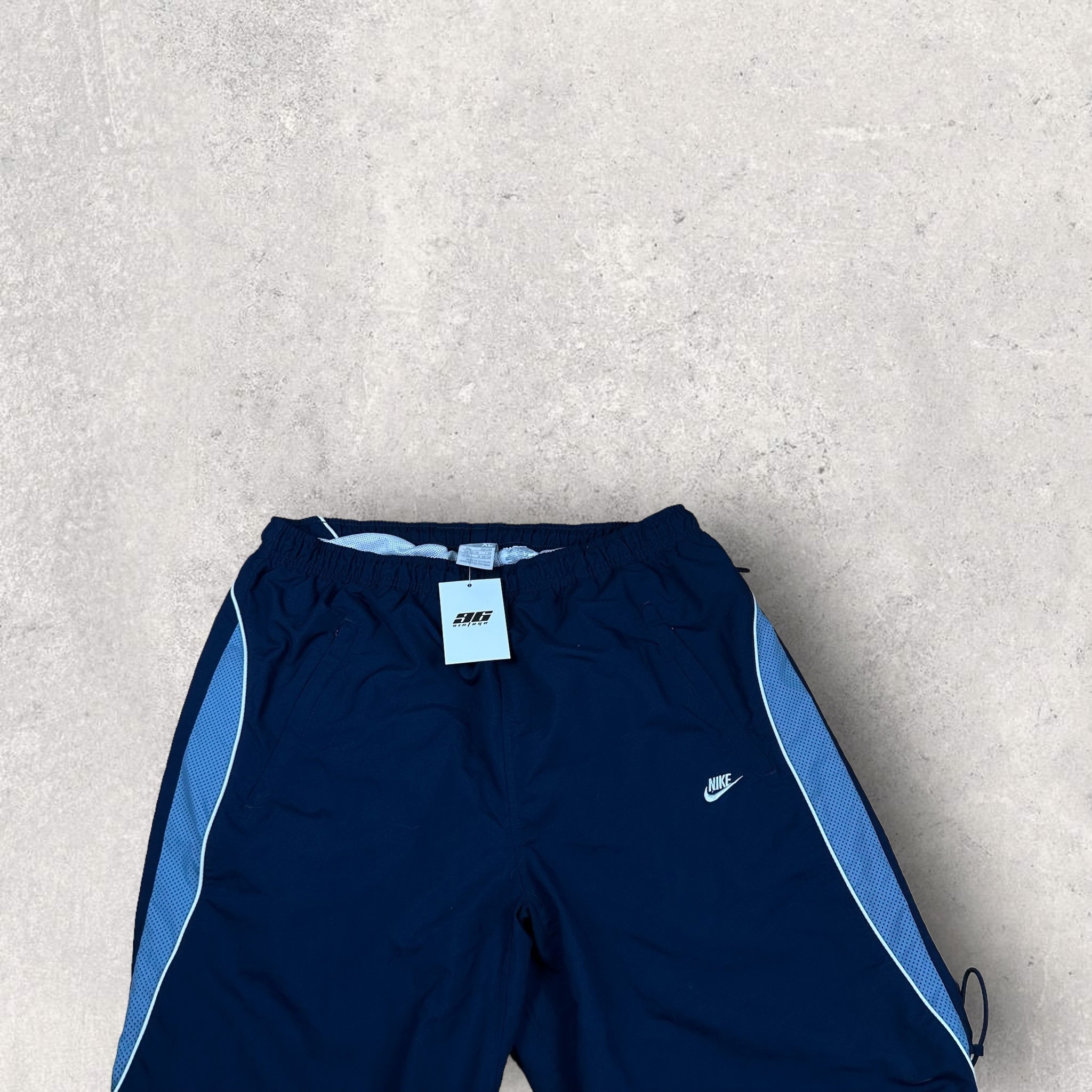 Vintage Nike Shorts (XL)