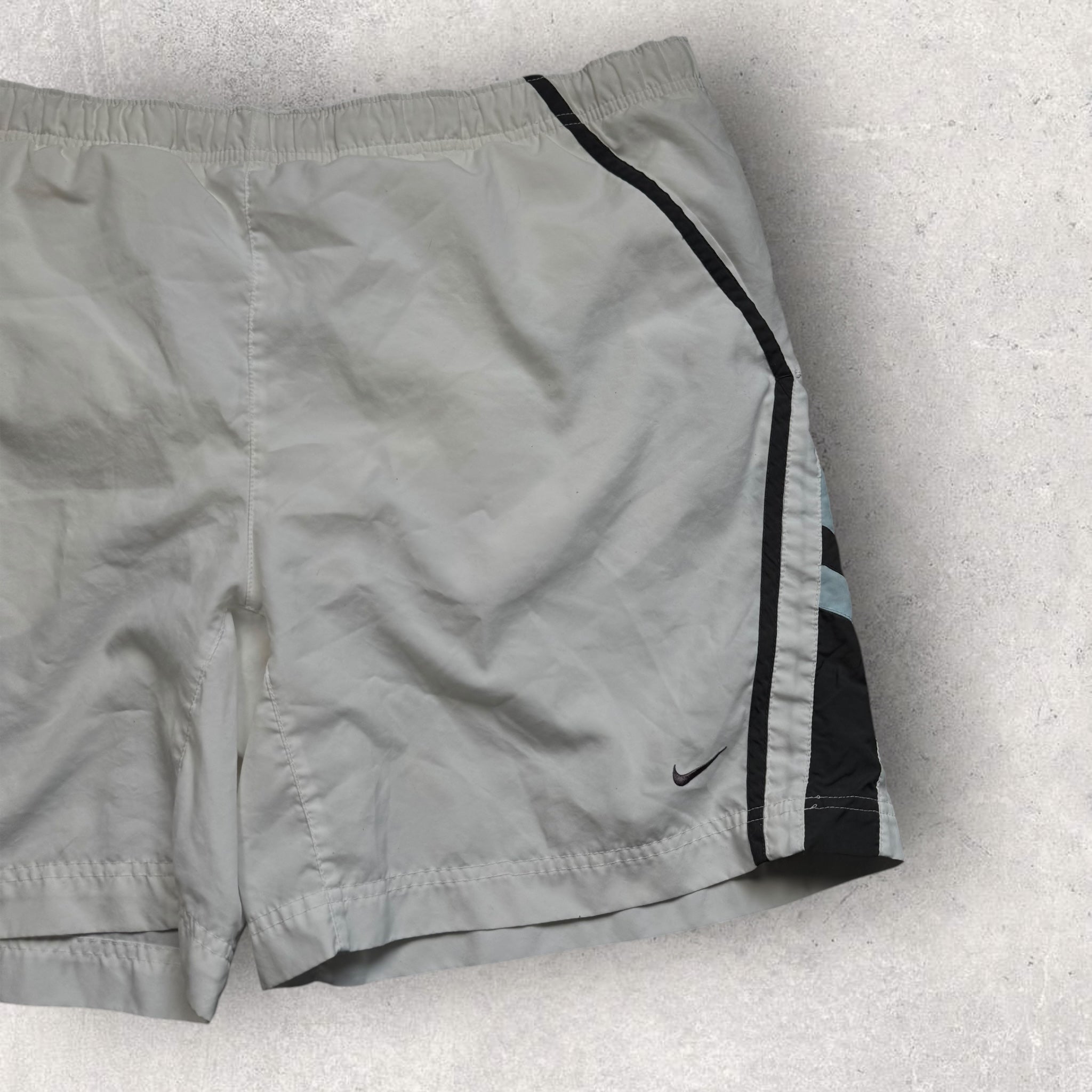 Vintage Nike Shorts (XL)