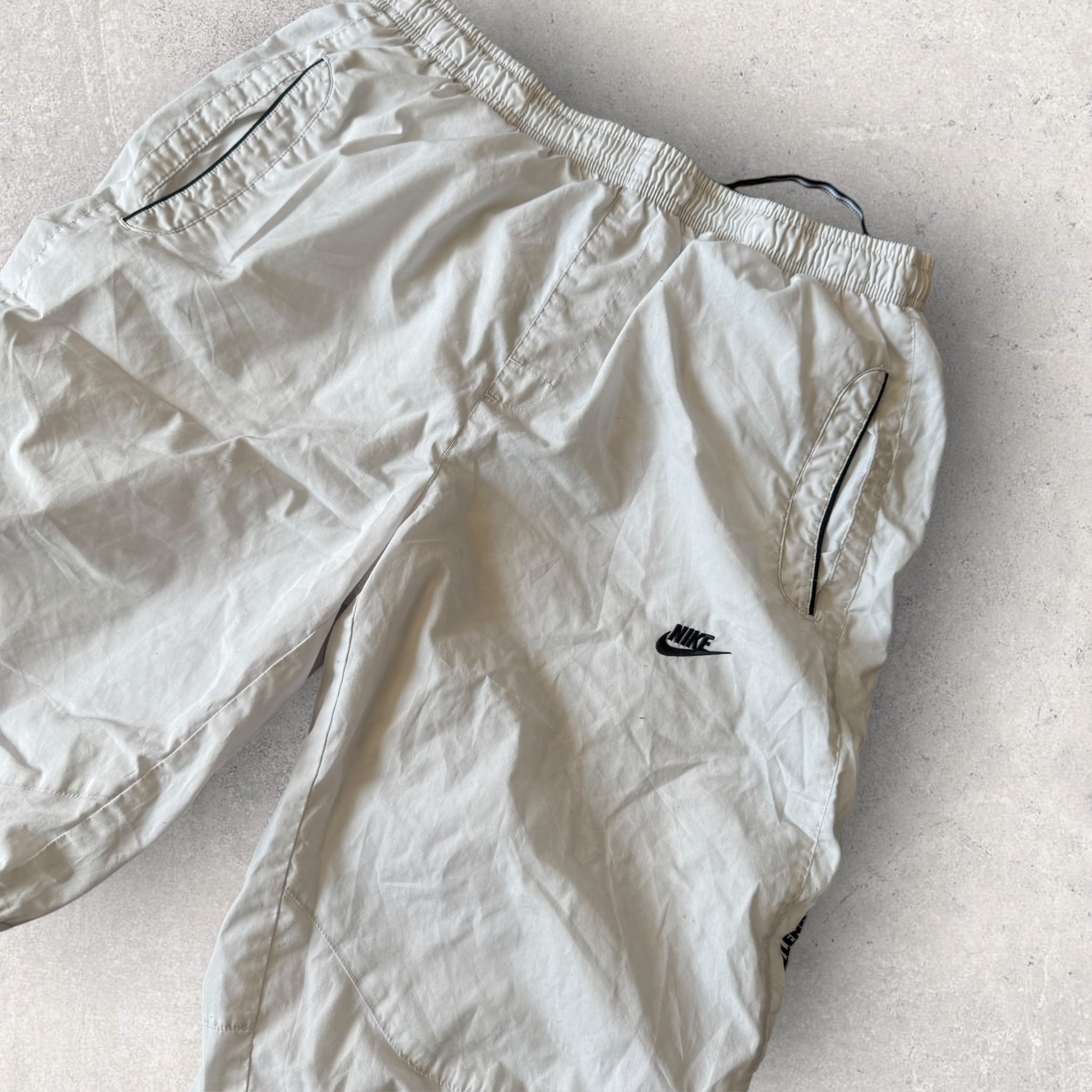 Vintage Nike Shorts (XL)