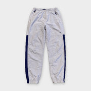 KI-Cover: Vintage Nike Trackpants(XS), aus unseren Fotos geglättet (KI-Ansicht nach unseren Fotos)