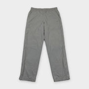 KI-Cover: Vintage Nike Trackpants (S), aus unseren Fotos geglättet (KI-Ansicht nach unseren Fotos)