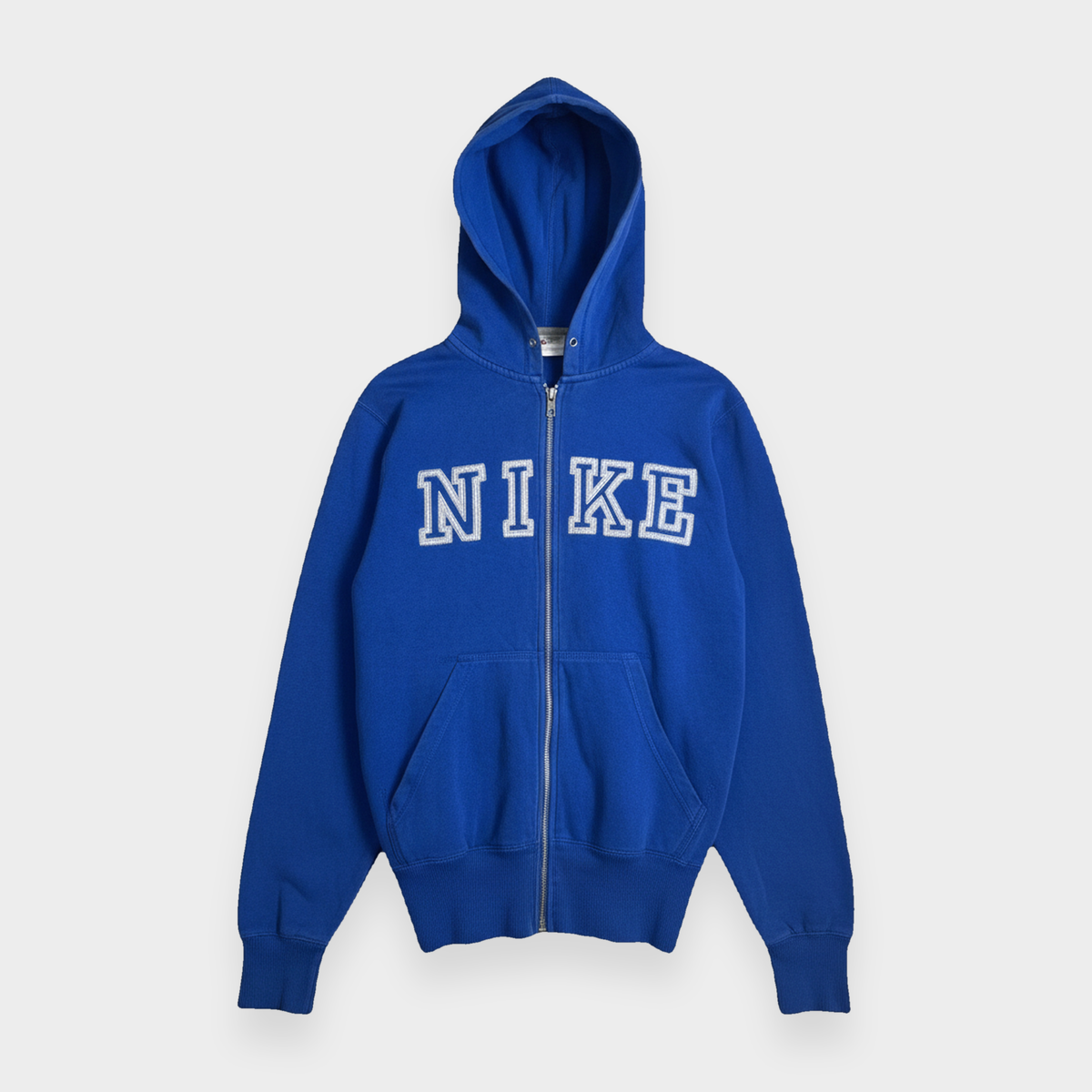 96VINTAGE Ghost-Mannequin — Vintage Nike Sweater(S)