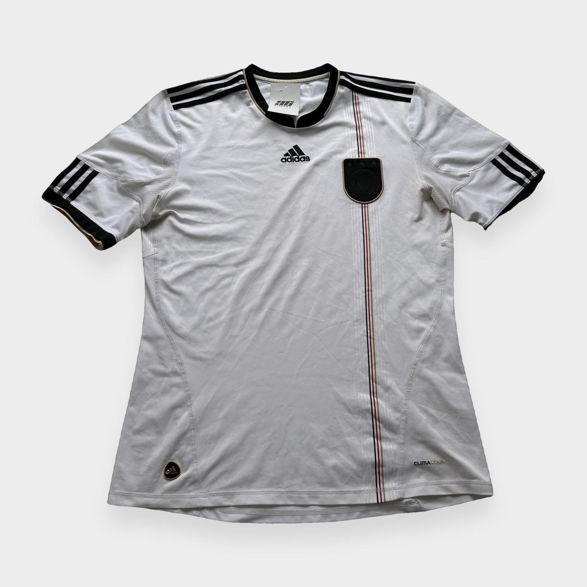 96VINTAGE Ghost-Mannequin — Vintage DFB Trikot (L)