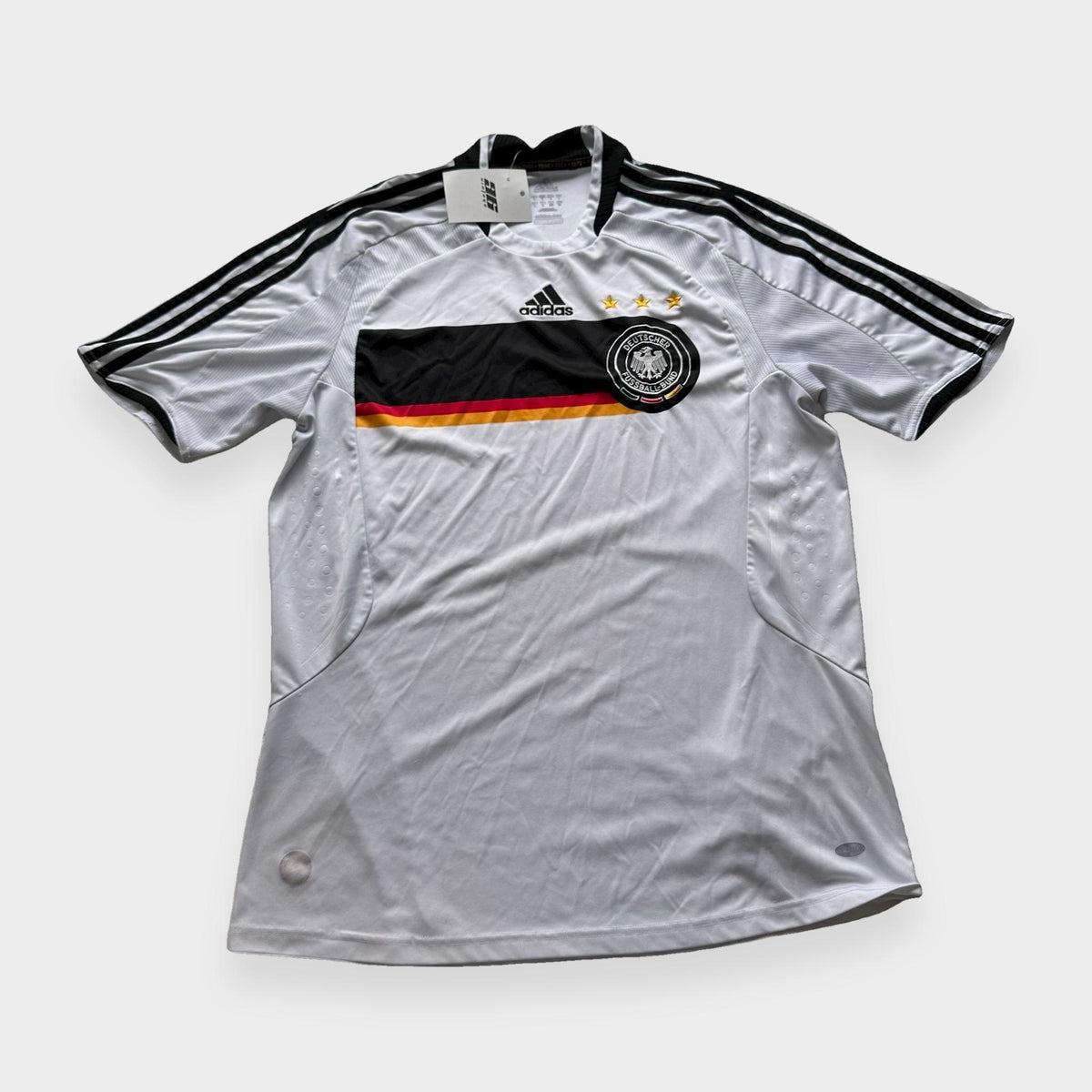 96VINTAGE Ghost-Mannequin — Vintage DFB Trikot (L)