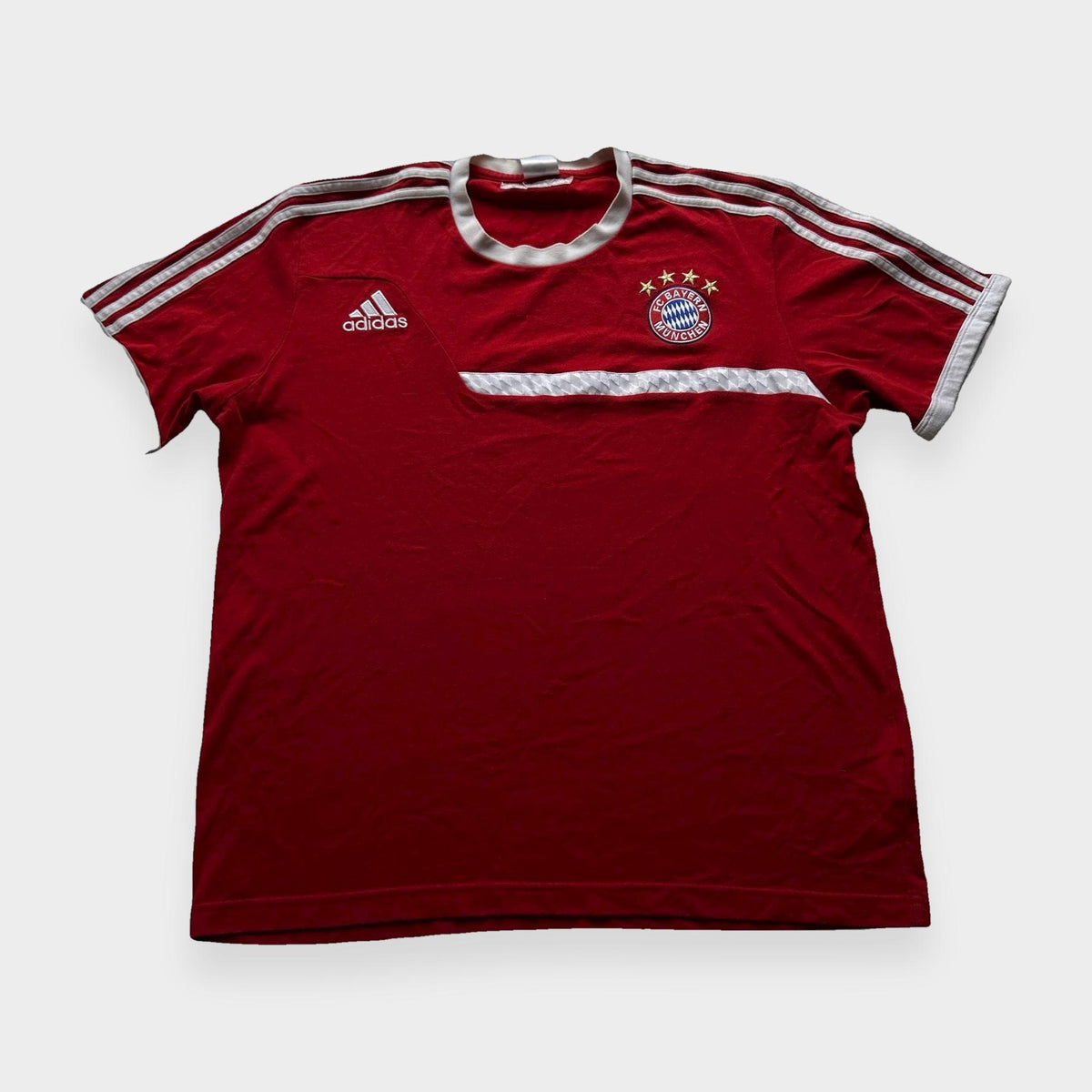 96VINTAGE Ghost-Mannequin — Vintage FC Bayern Trikot (L)