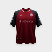 96VINTAGE Ghost-Mannequin — Vintage FC Bayern Trikot (M)