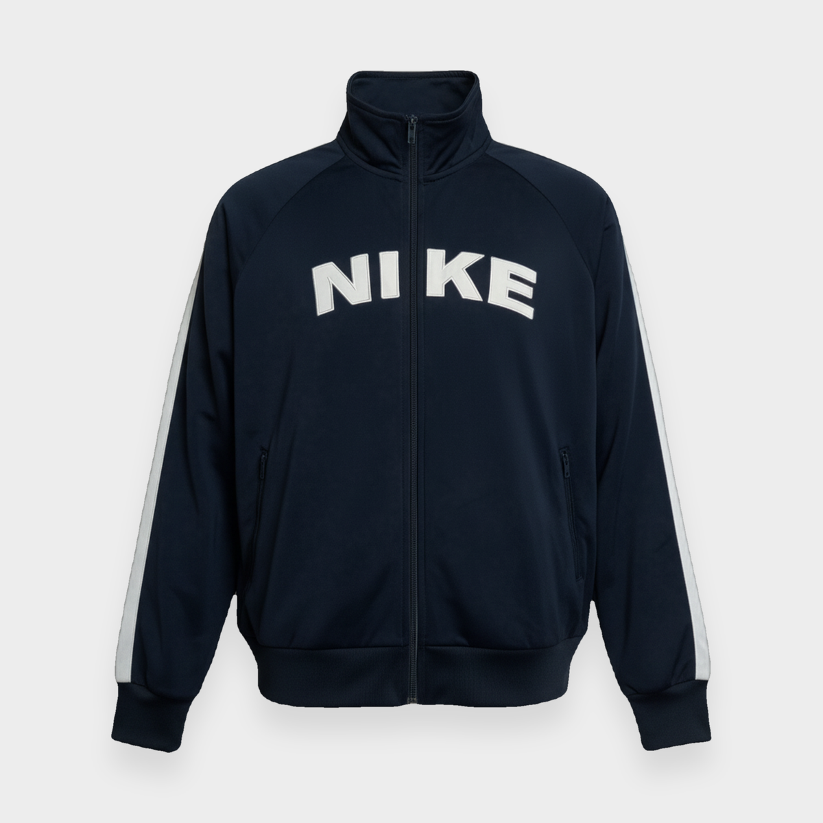 96VINTAGE Ghost-Mannequin — Vintage Nike Trackjacket (XL)