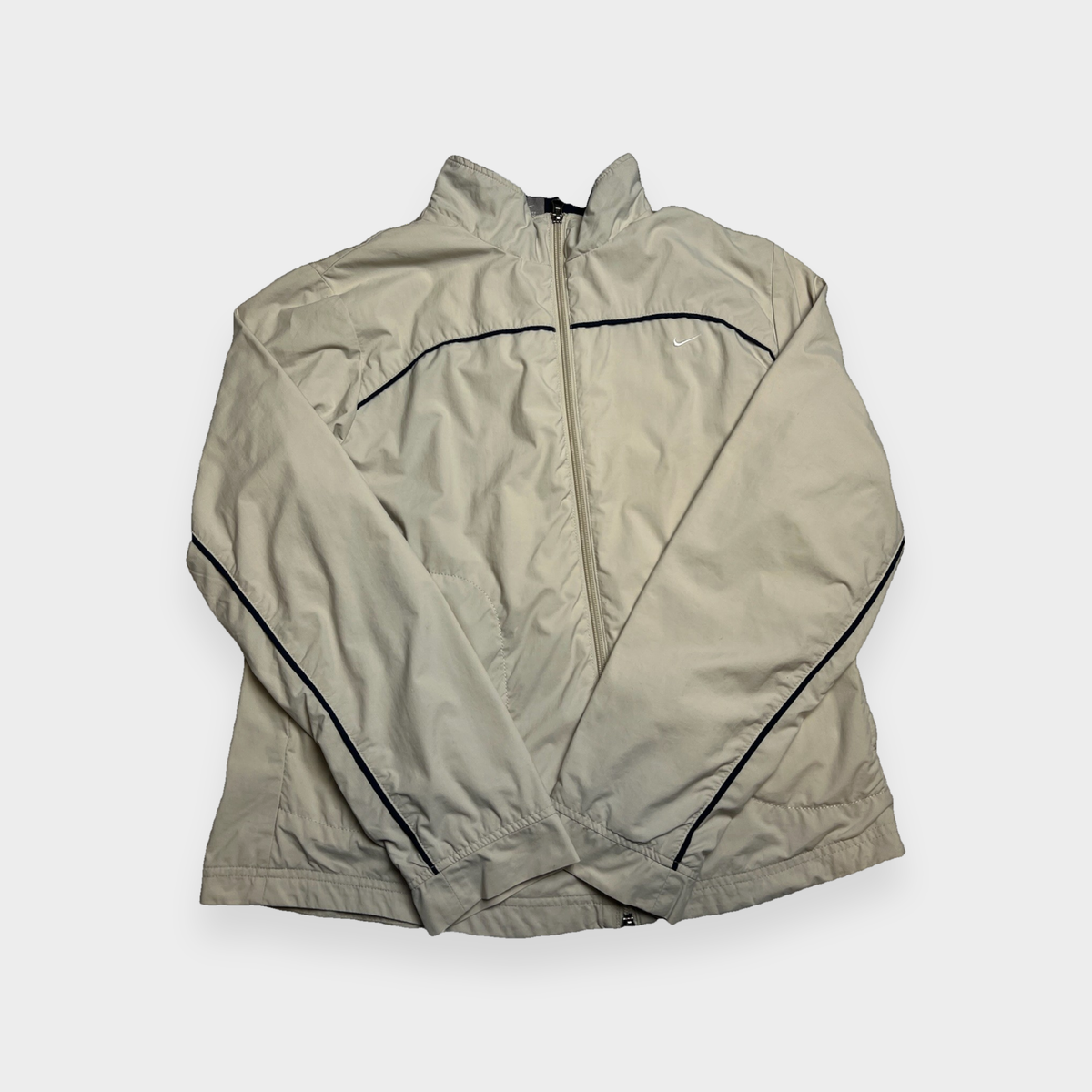 96VINTAGE Ghost-Mannequin — Vintage Nike Trackjacket (M)