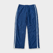 KI-Cover: Vintage Nike Trackpants (M), aus unseren Fotos geglättet (KI-Ansicht nach unseren Fotos)