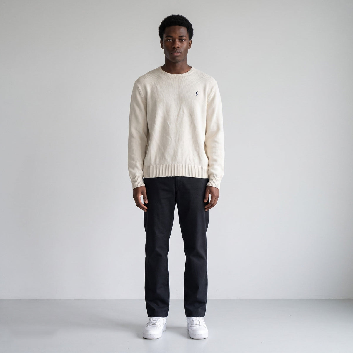 KI-Ansicht: Vintage Polo Ralph Lauren Sweater (L) getragen (KI-Visualisierung, Zustand siehe echte Fotos)