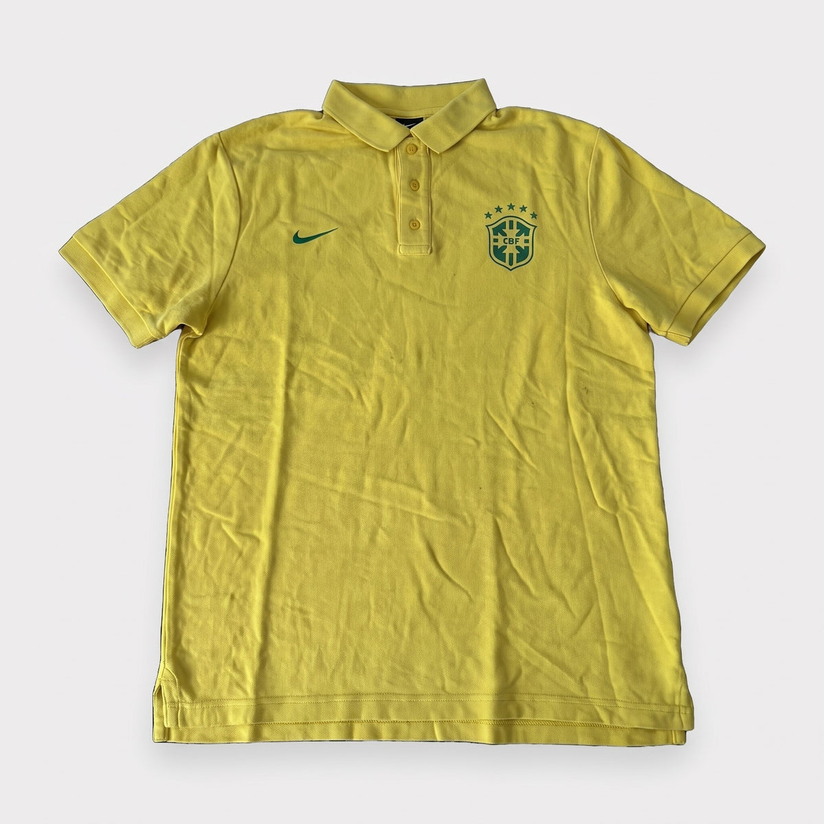 KI-Cover: Vintage Nike Poloshirt (L), aus unseren Fotos geglättet (Zustand siehe echte Fotos)