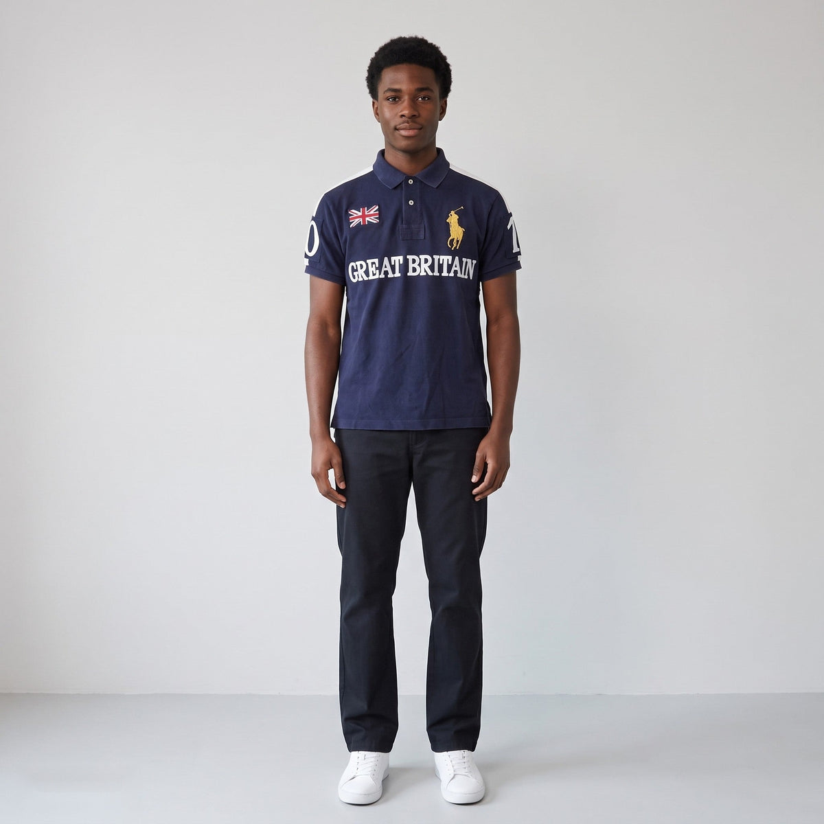 KI-Ansicht: Vintage Polo Ralph Lauren Poloshirt (L) getragen (KI-Visualisierung, Zustand siehe echte Fotos)