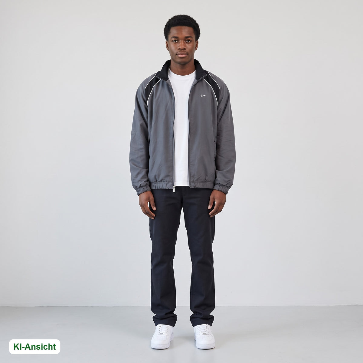 KI-Ansicht: Vintage Nike Trackjacket (L) getragen (KI-Visualisierung, Zustand siehe echte Fotos)