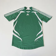 KI-Cover: Vintage Adidas Trikot (M), aus unseren Fotos geglättet (Zustand siehe echte Fotos)
