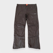 KI-Cover: Vintage Nike Trackpants (S), aus unseren Fotos geglättet (Zustand siehe echte Fotos)