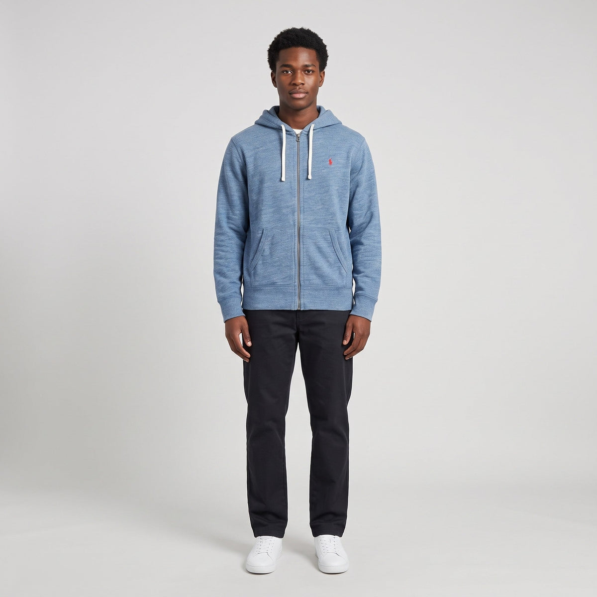 KI-Ansicht: Vintage Polo Ralph Lauren Hoodie (XL) getragen (KI-Visualisierung, Zustand siehe echte Fotos)