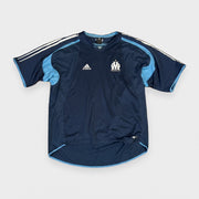 KI-Cover: Vintage Adidas Trikot (XL), aus unseren Fotos geglättet (Zustand siehe echte Fotos)