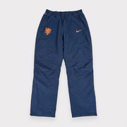 KI-Cover: Vintage Nike Trackpants (L), aus unseren Fotos geglättet (Zustand siehe echte Fotos)