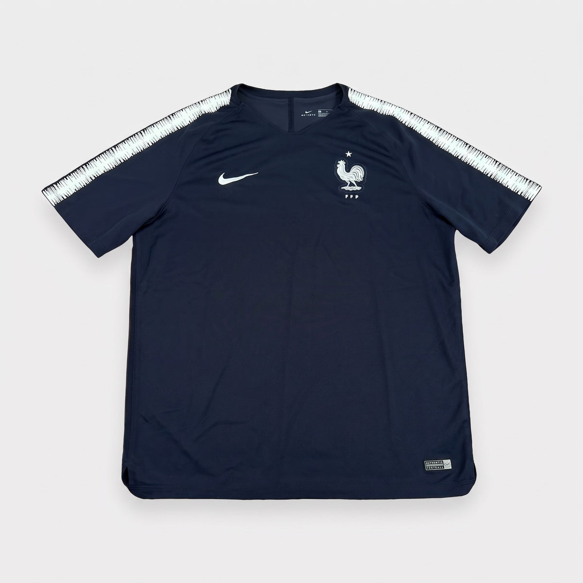 KI-Cover: Vintage Nike Trikot (XL), aus unseren Fotos geglättet (Zustand siehe echte Fotos)