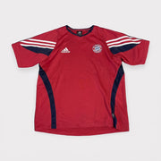 KI-Cover: Vintage Adidas Trikot (L), aus unseren Fotos geglättet (Zustand siehe echte Fotos)