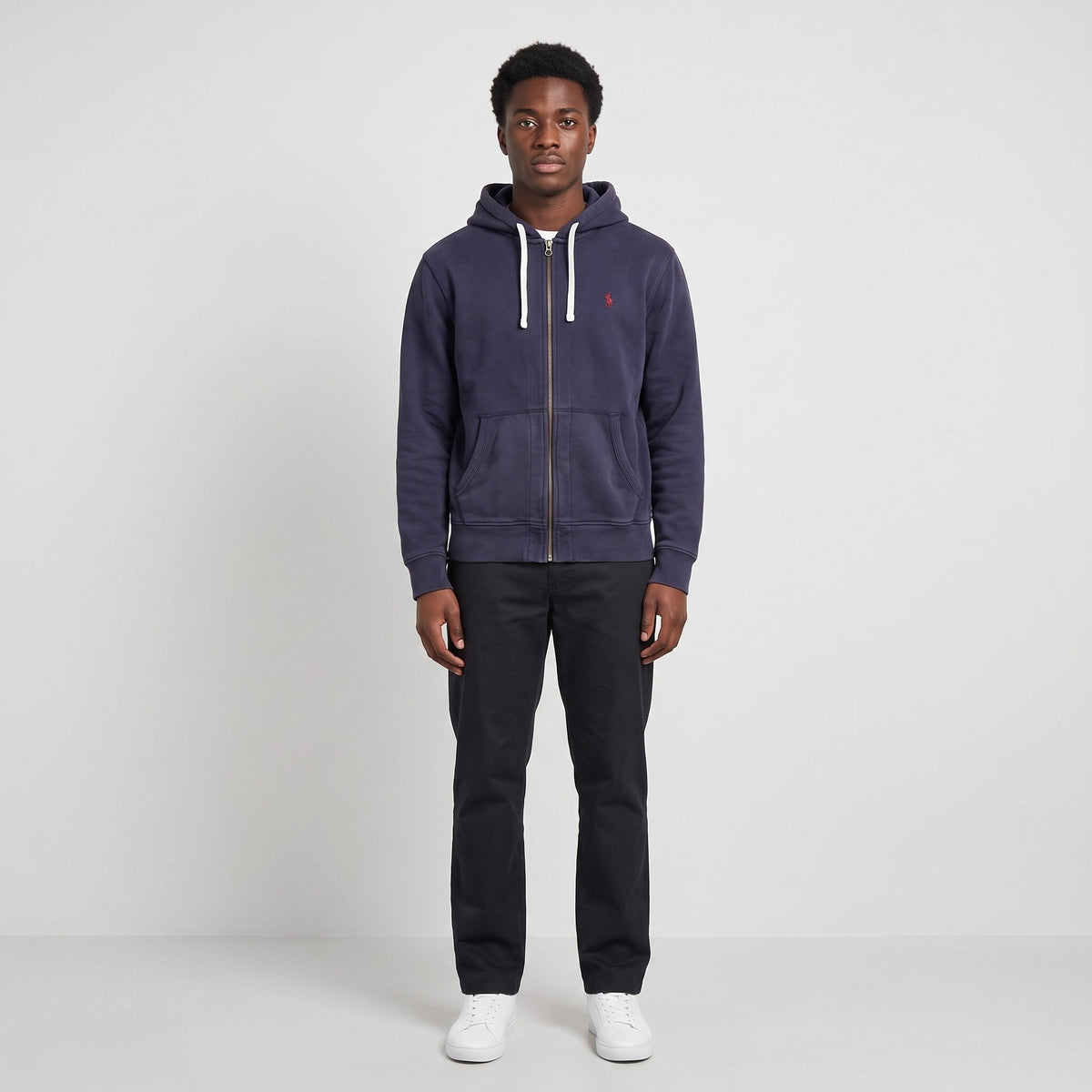 KI-Ansicht: Vintage Polo Ralph Lauren Hoodie (L) getragen (KI-Visualisierung, Zustand siehe echte Fotos)