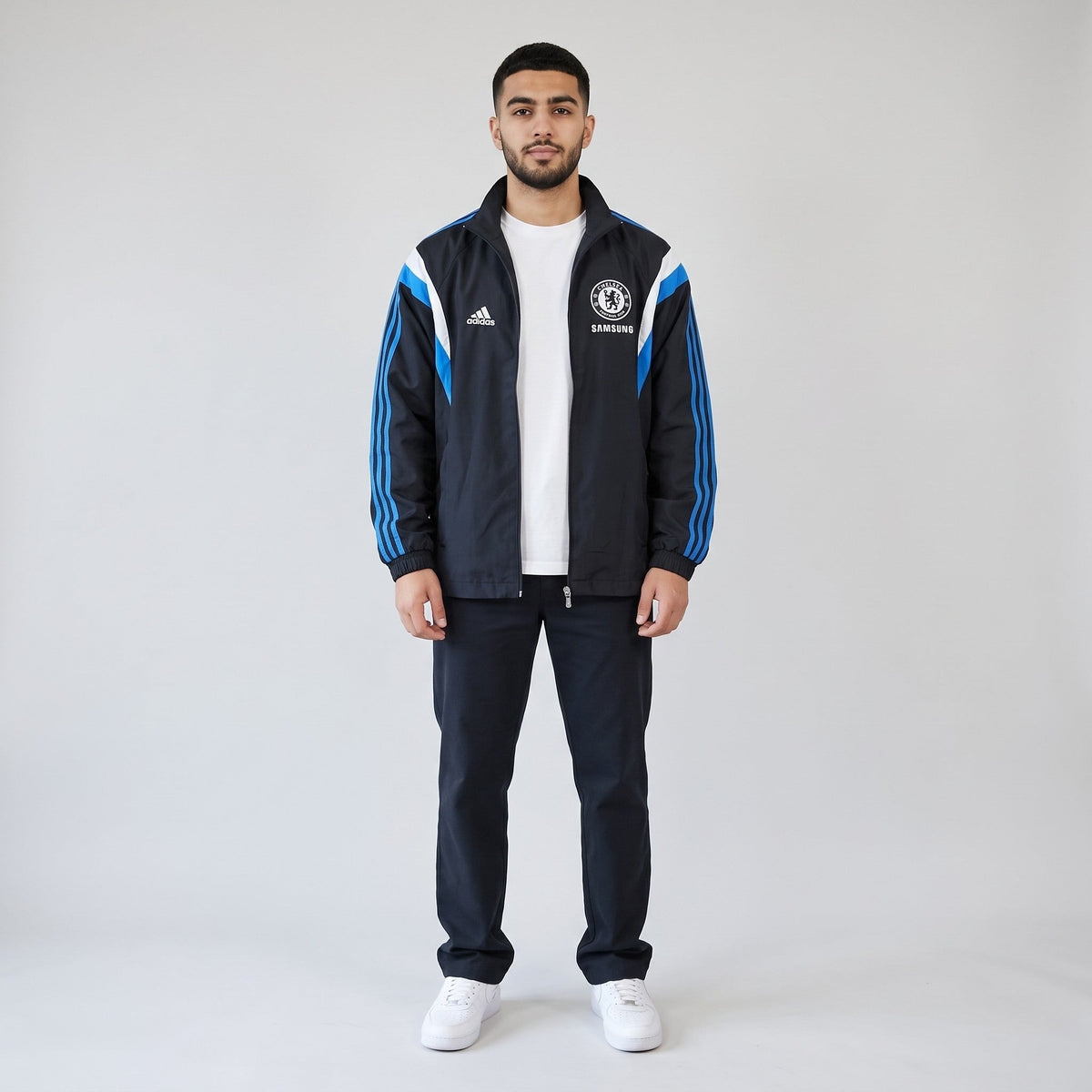 KI-Ansicht: Vintage Chelsea Trackjacket (L) getragen (KI-Visualisierung, Zustand siehe echte Fotos)