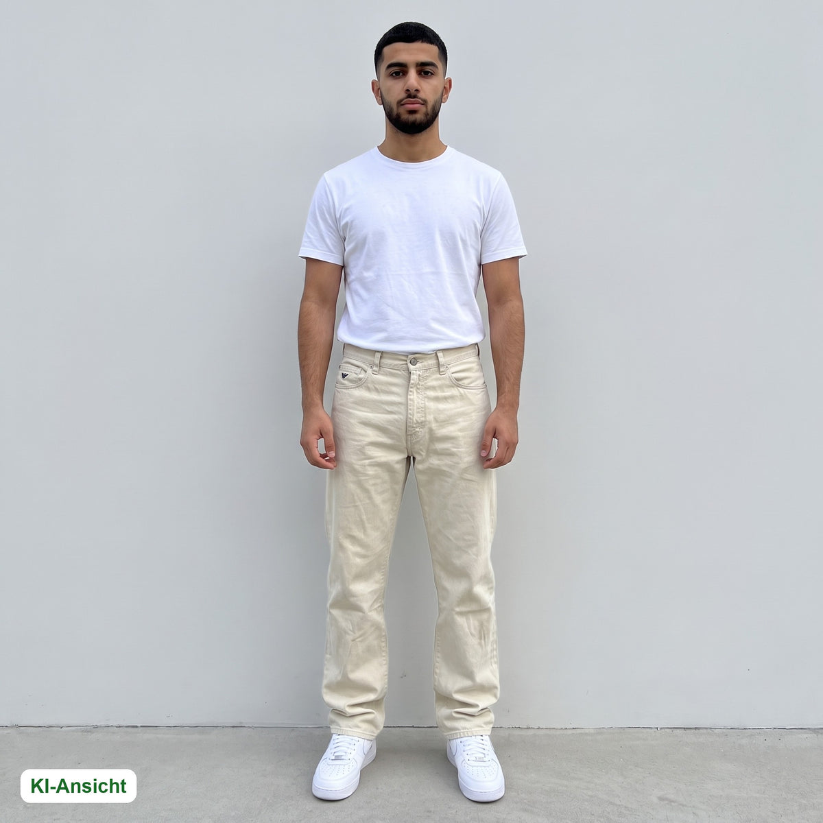 KI-Ansicht: Vintage Armani Jeans (W29 L30) getragen (KI-Visualisierung, Zustand siehe echte Fotos)