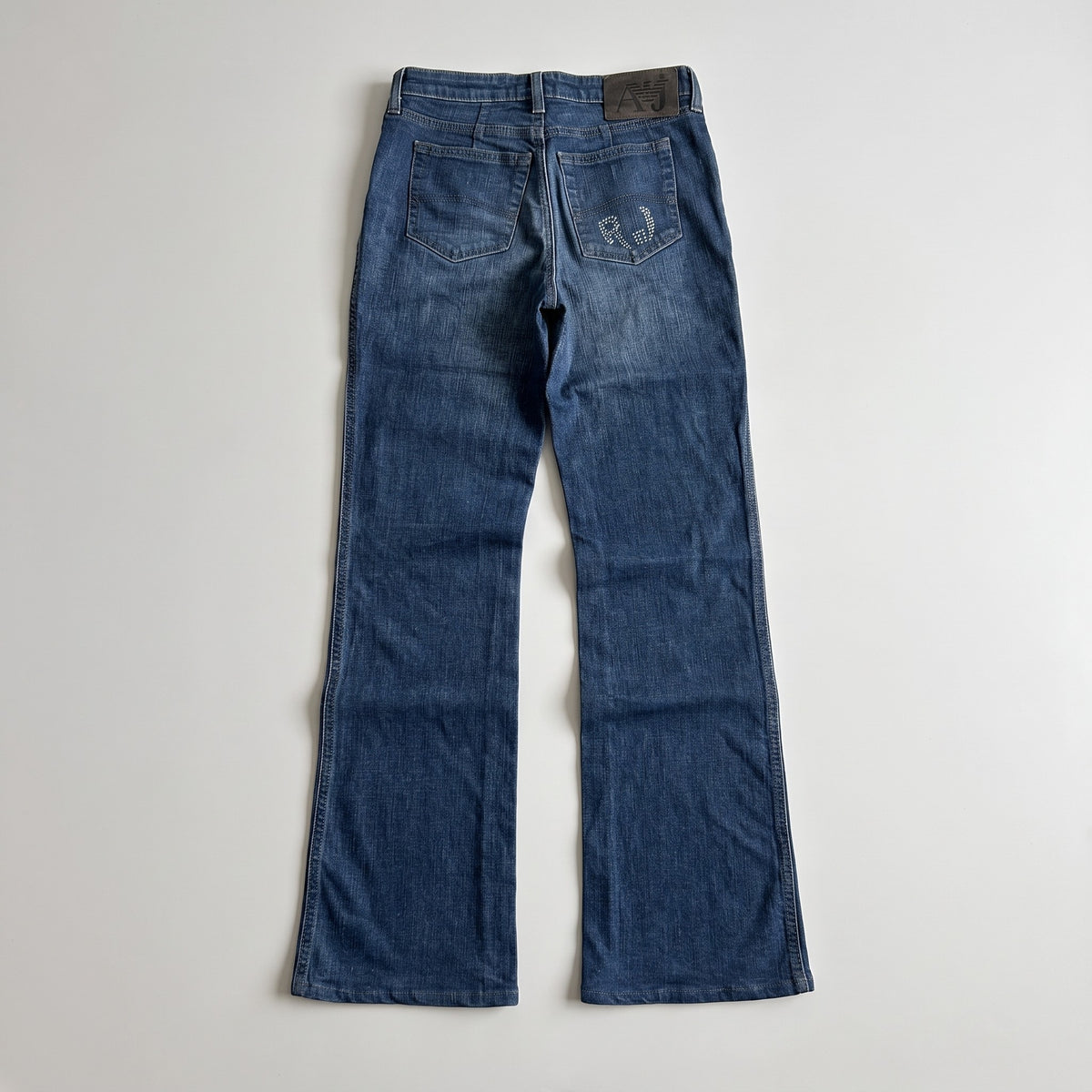 KI-Cover: Vintage Armani Jeans (W27 L30), aus unseren Fotos geglättet (Zustand siehe echte Fotos)