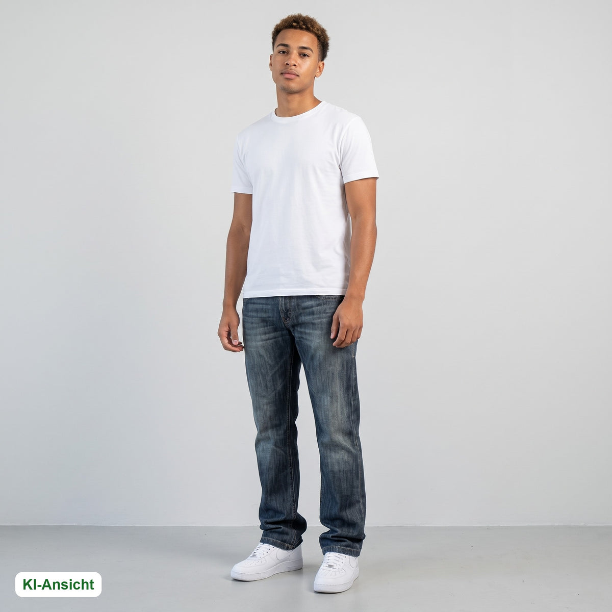 KI-Ansicht: Vintage Burberry Jeans (W32 L34) getragen (KI-Visualisierung, Zustand siehe echte Fotos)