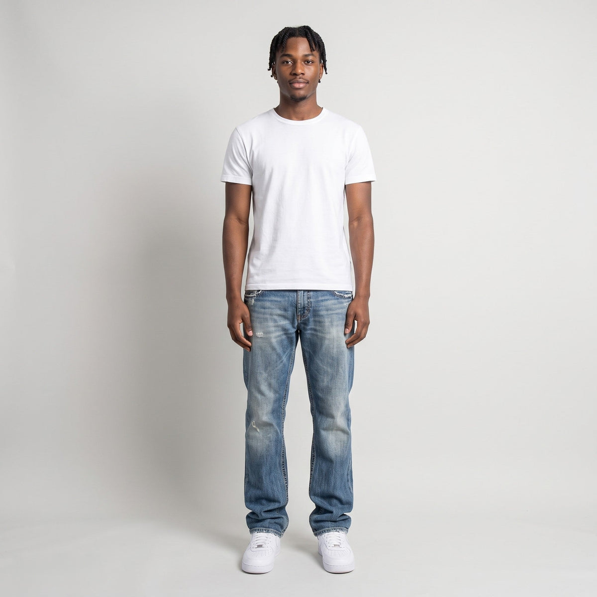 KI-Ansicht: Vintage D&G Jeans (W27 L26) getragen (KI-Visualisierung, Zustand siehe echte Fotos)