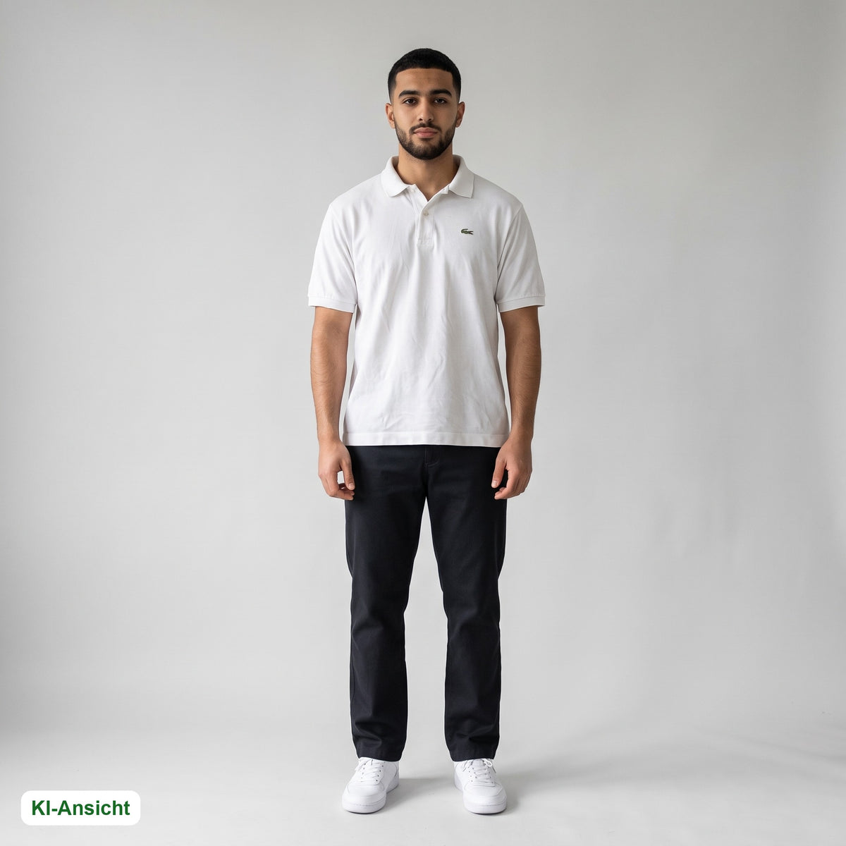 KI-Ansicht: Vintage Lacoste Poloshirt (M) getragen (KI-Visualisierung, Zustand siehe echte Fotos)