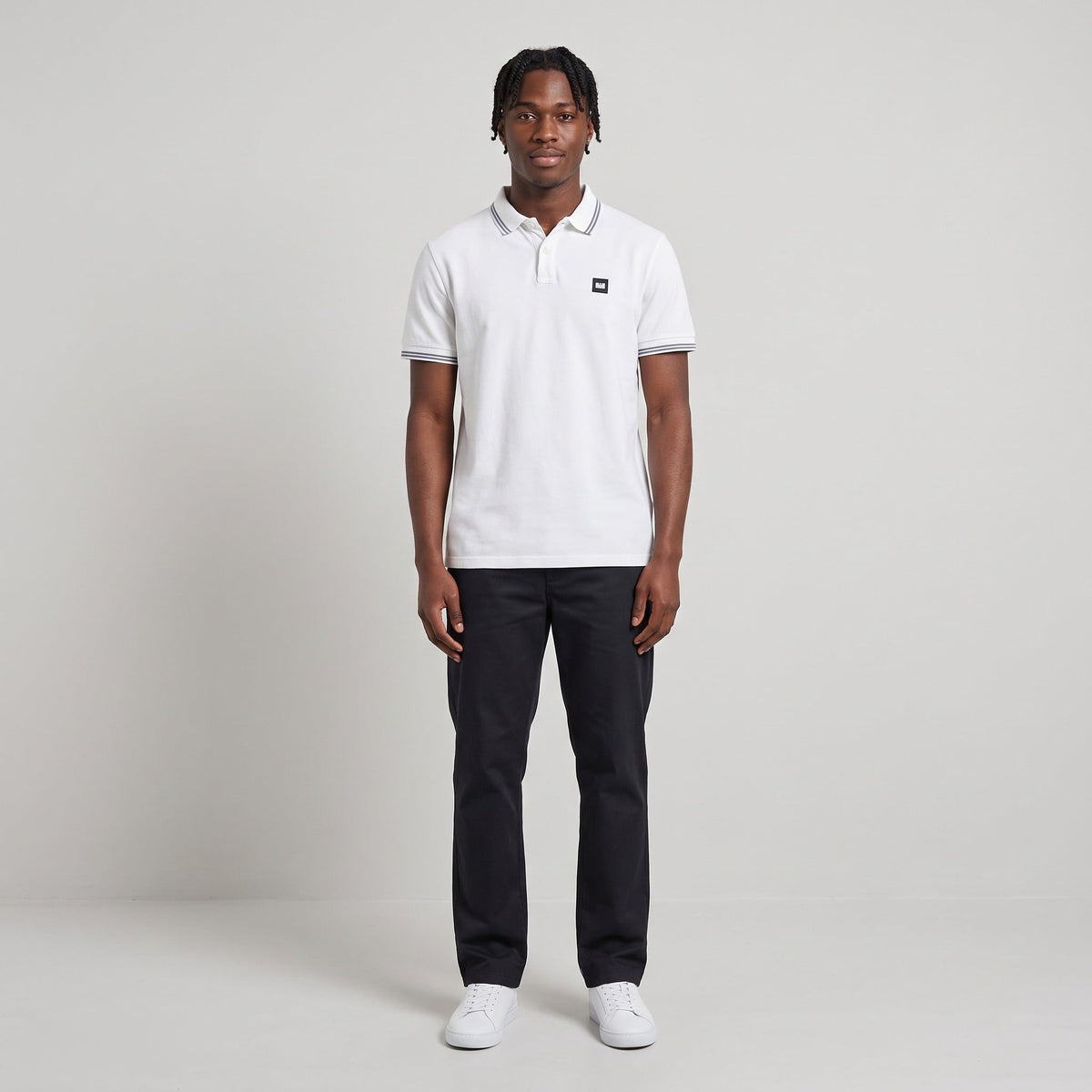KI-Ansicht: Vintage Weekend Offender Poloshirt (S) getragen (KI-Visualisierung, Zustand siehe echte Fotos)