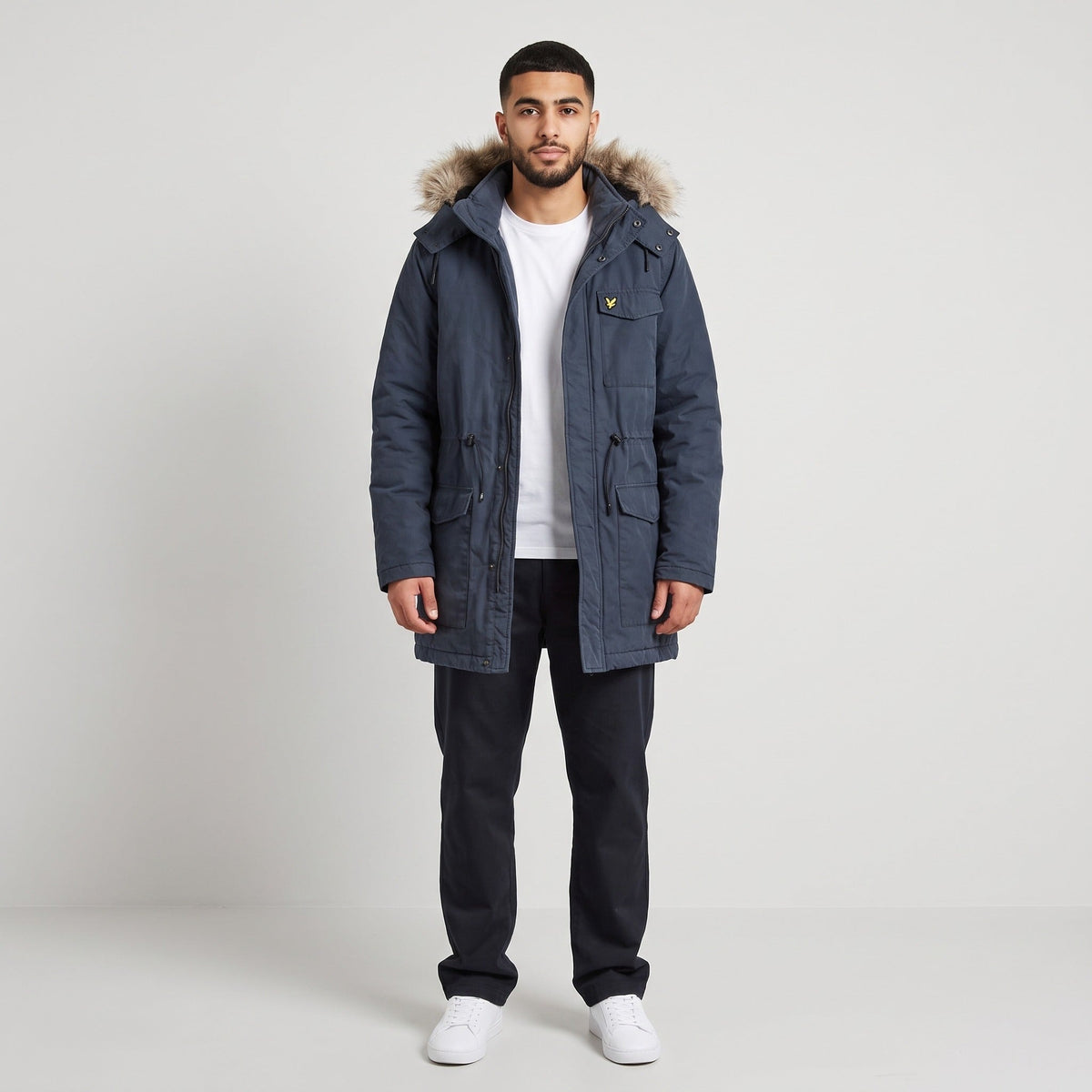 KI-Ansicht: Vintage Lyle & Scott Winterjacke (S) getragen (KI-Visualisierung, Zustand siehe echte Fotos)