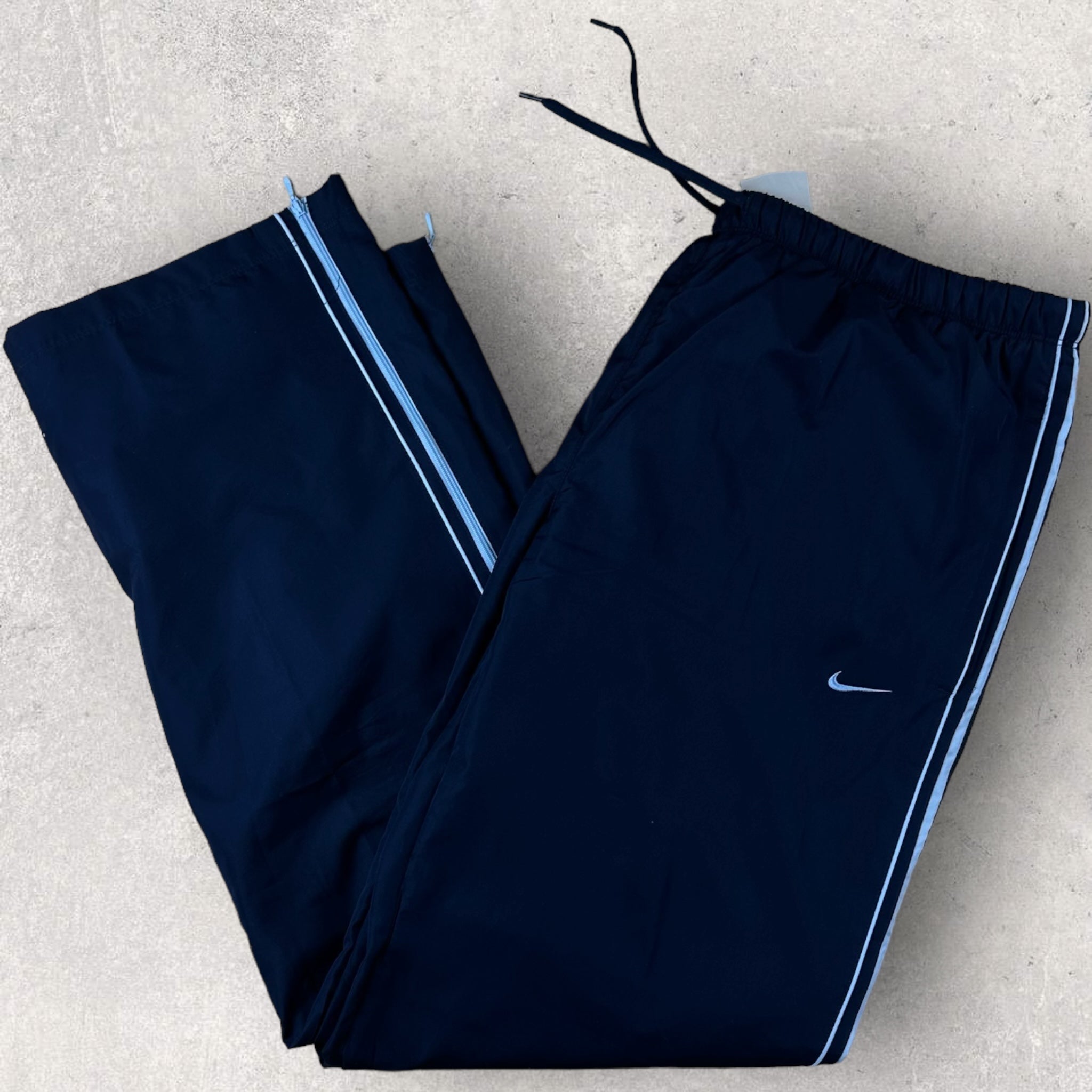 Nike retro track online pants