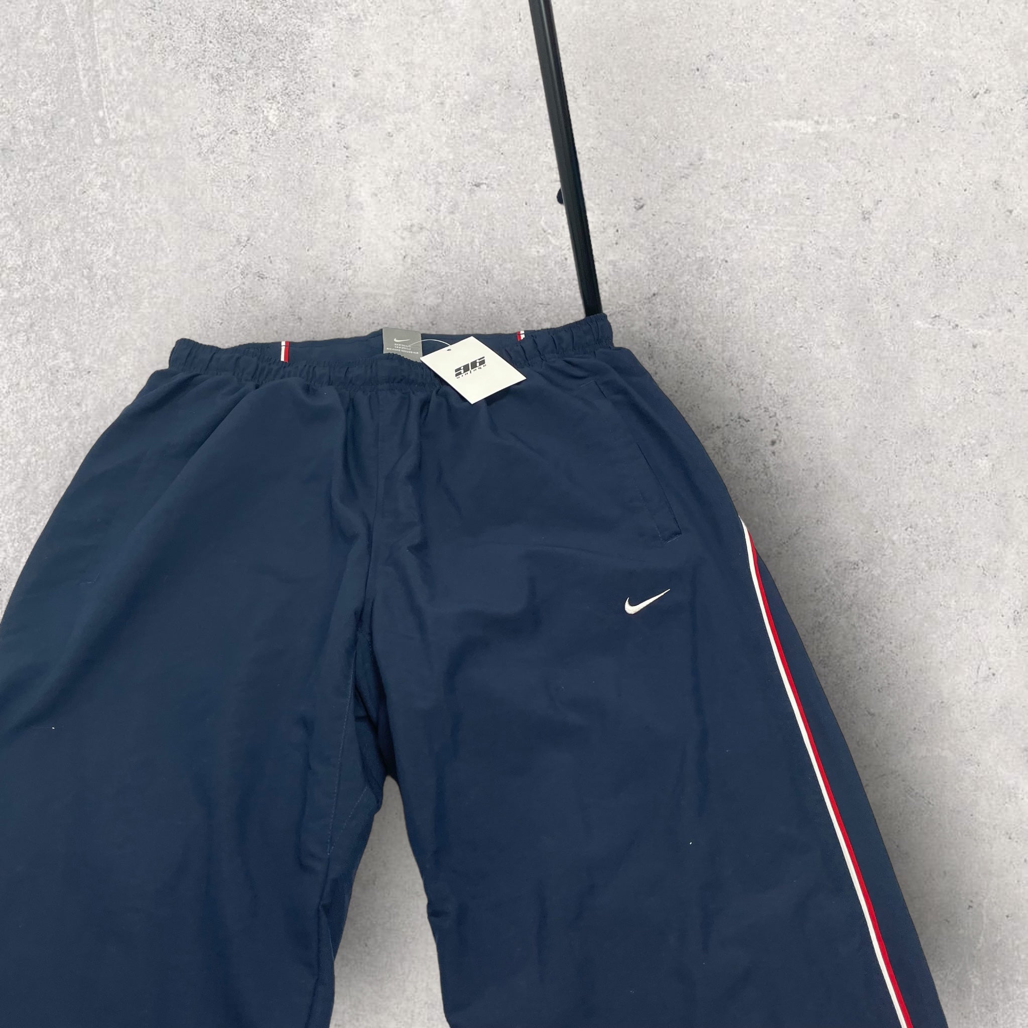 Vintage Nike track pants (L)