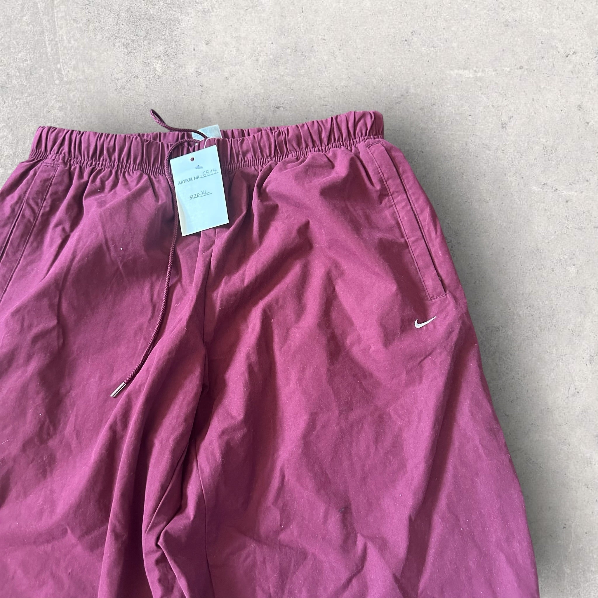 Vintage Nike Trackpants (XL)