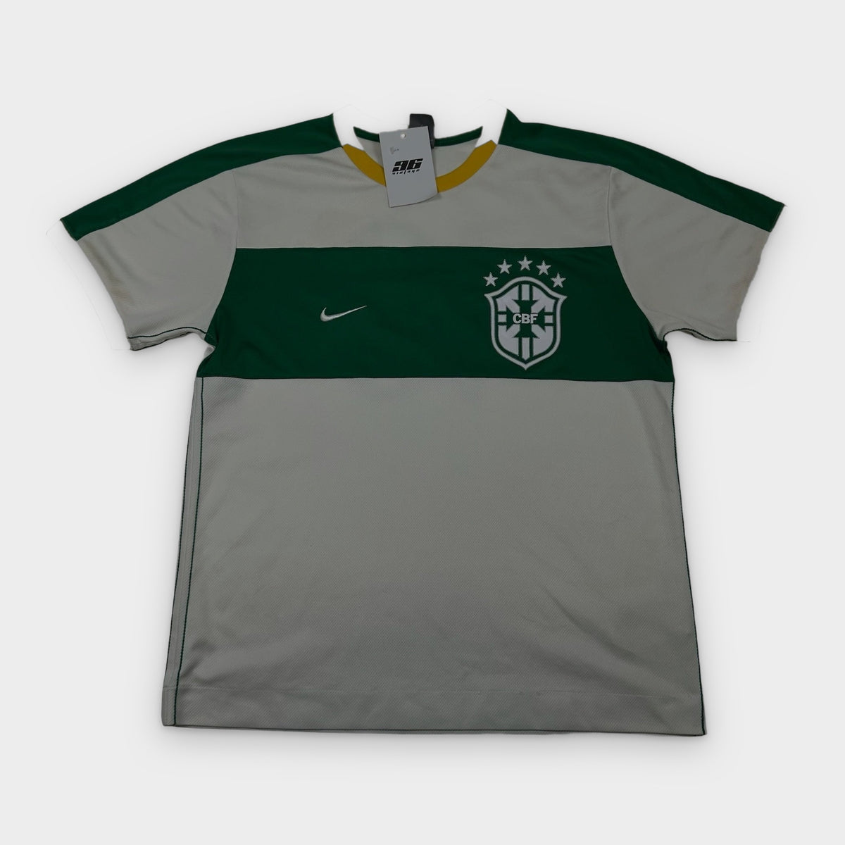 Vintage Nike Brasilien Trikot (M) – Einzelstück bei 96vintage, Foto 1