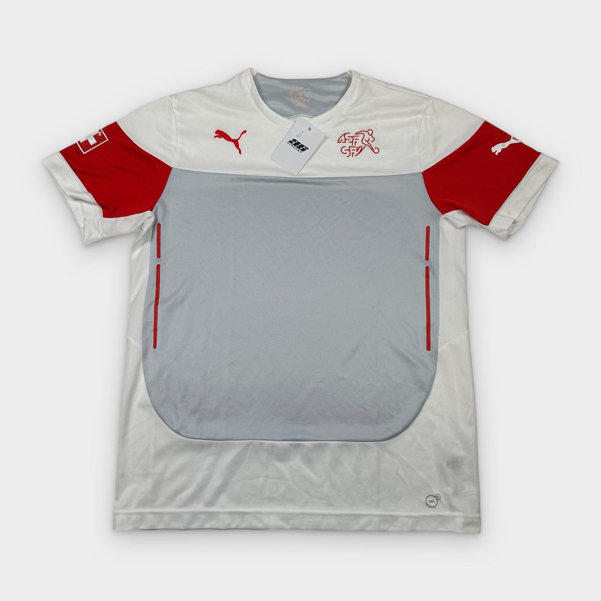 Vintage Puma Schweiz Trikot (L) – Einzelstück bei 96vintage, Foto 1
