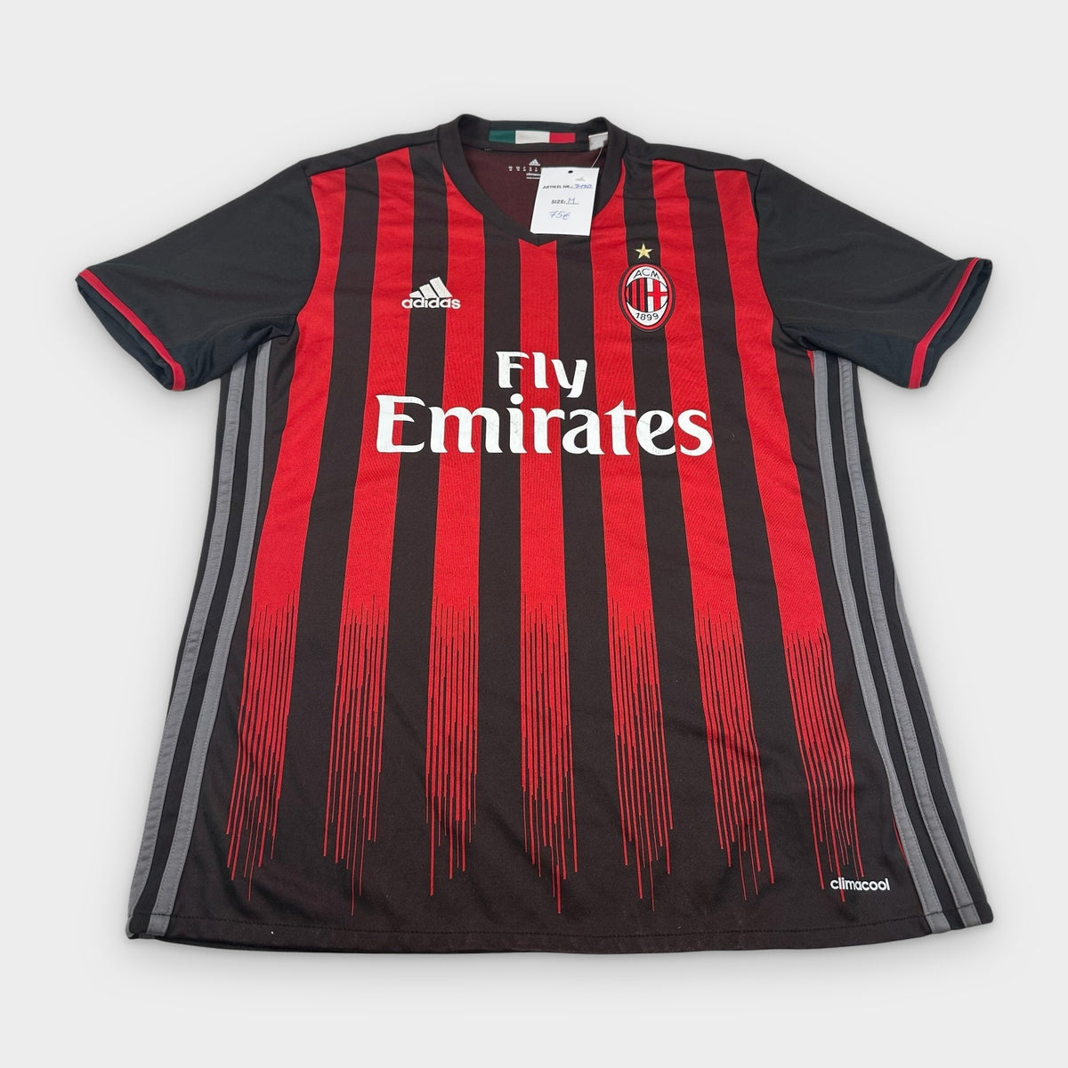 Vintage Adidas AC Milan Trikot (M) – Einzelstück bei 96vintage, Foto 1
