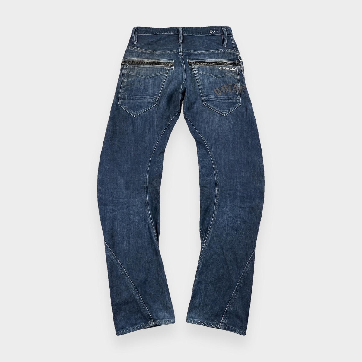 KI-Cover: Vintage G-Star Jeans (W31 L33), glatt gelegt (aus unseren echten Fotos dieses Teils)