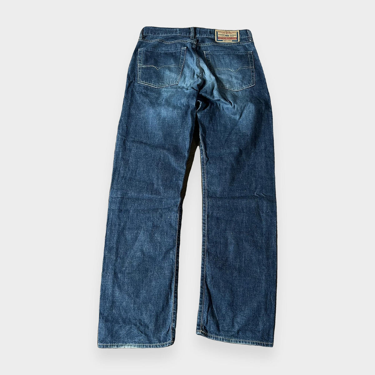 Vintage Diesel Jeans (W33 L37)