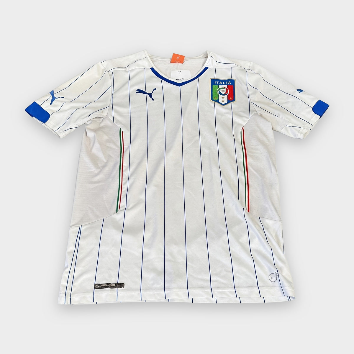 KI-Cover: Vintage Puma Trikot (M), aus unseren Fotos geglättet (Zustand siehe echte Fotos)