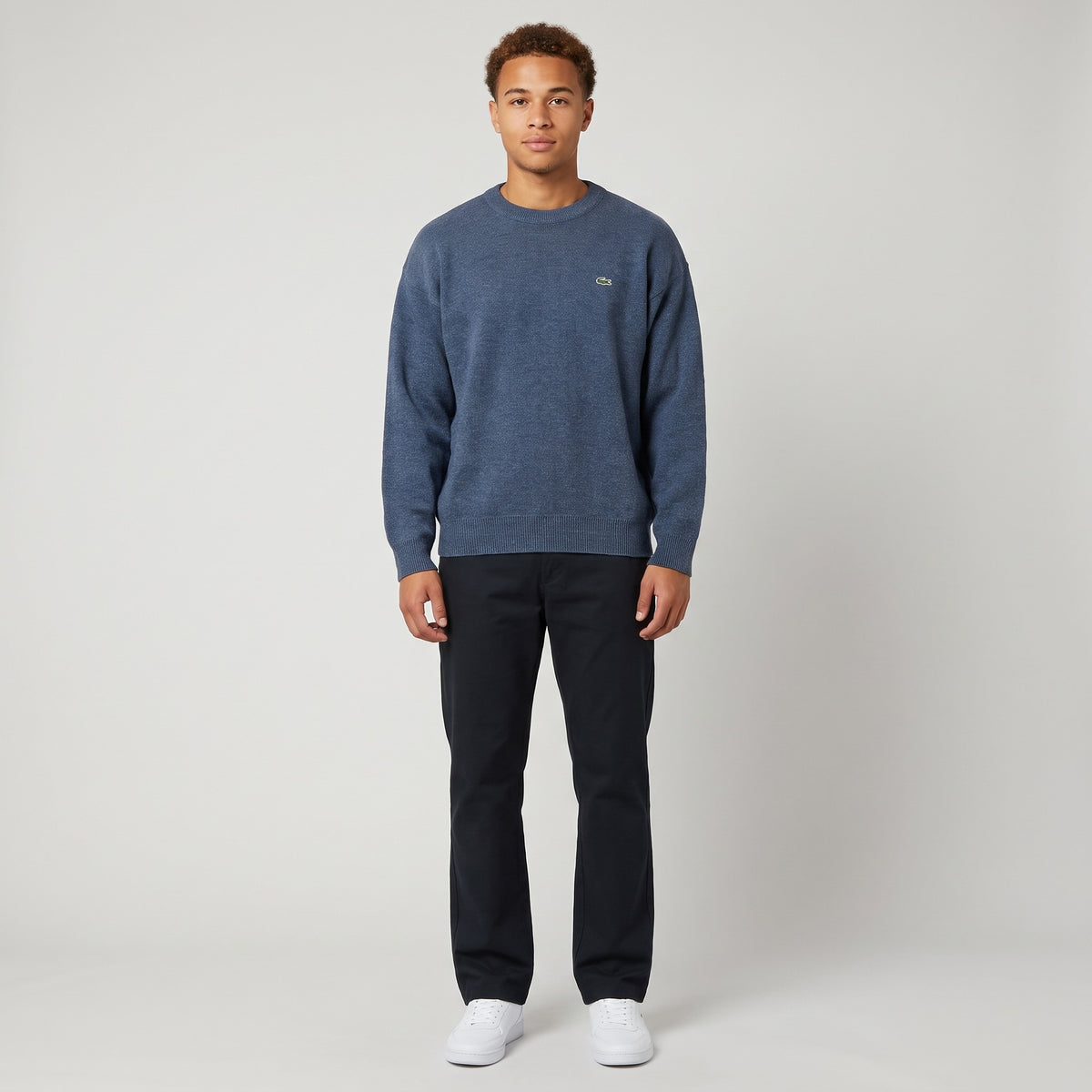 KI-Ansicht: Vintage Lacoste Sweater (S) getragen (aus unseren echten Fotos dieses Teils)