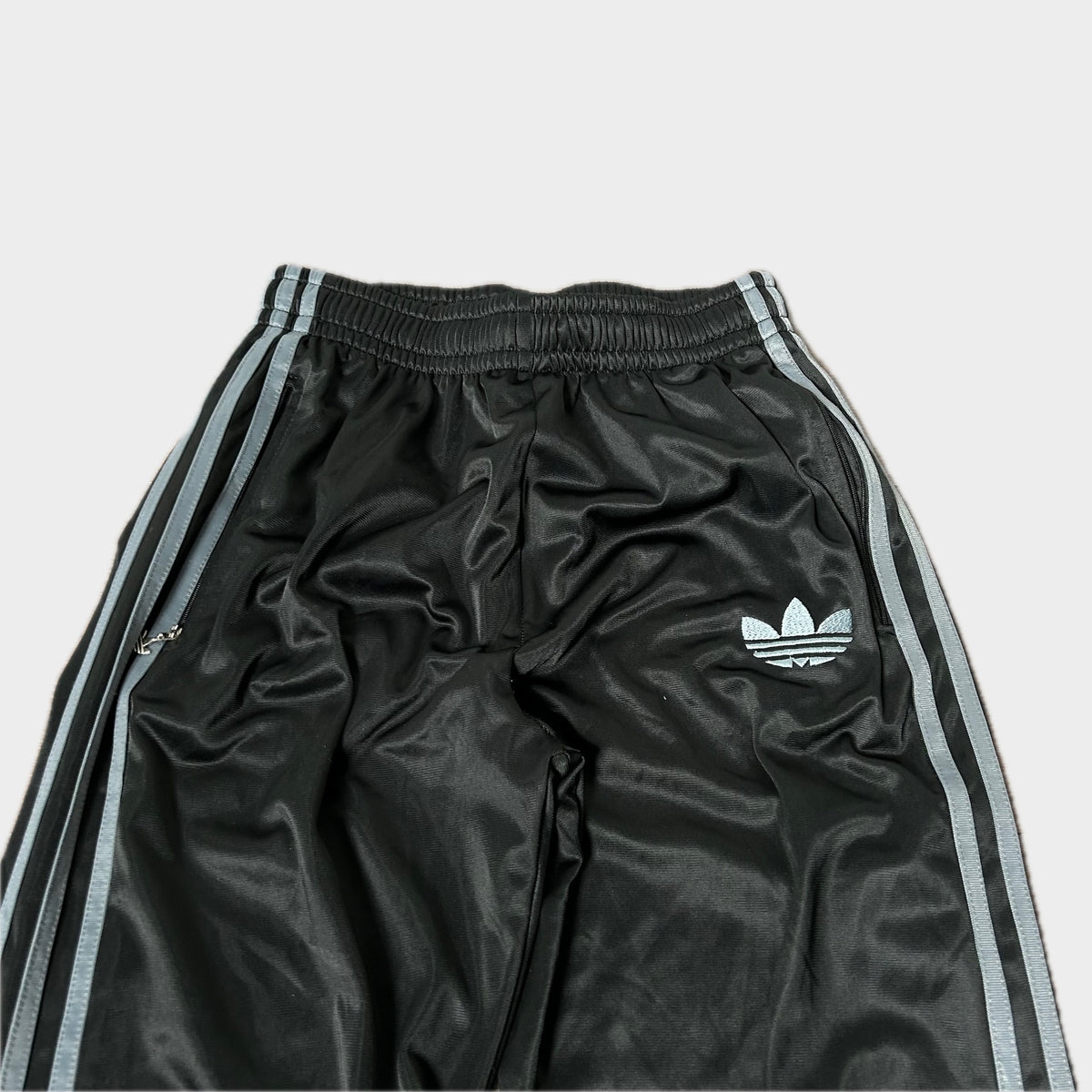 Vintage Adidas Trackpants (M)