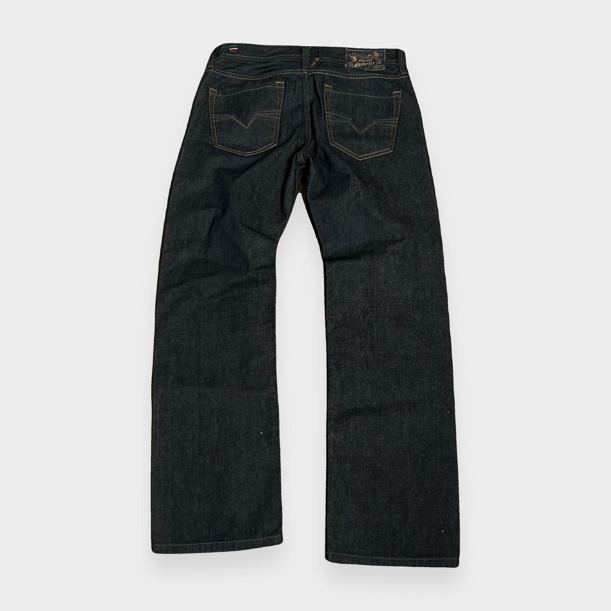 Vintage Diesel Jeans (W33 L30)