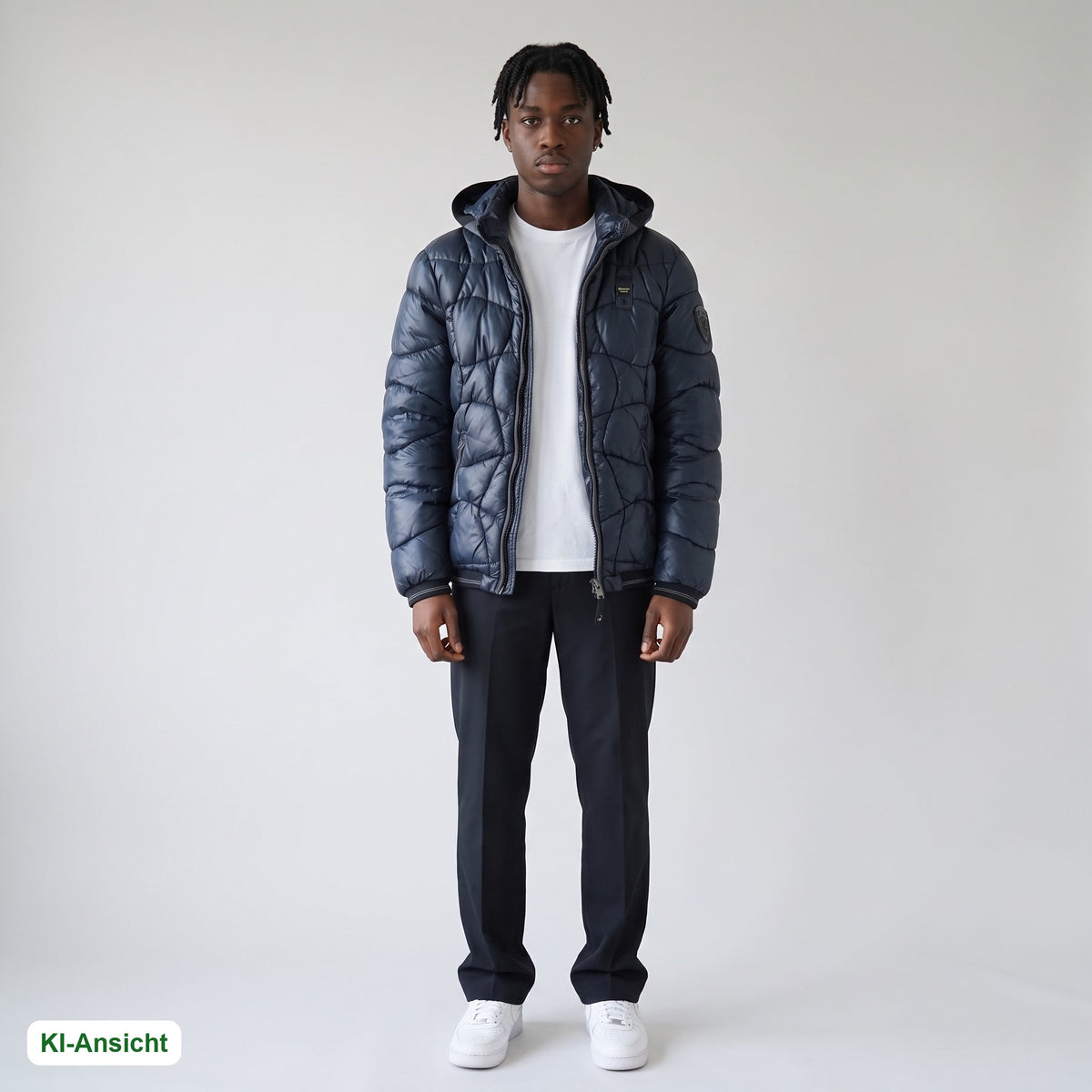 KI-Ansicht: Vintage Blauer Winterjacke (M) getragen (KI-Visualisierung, Zustand siehe echte Fotos)