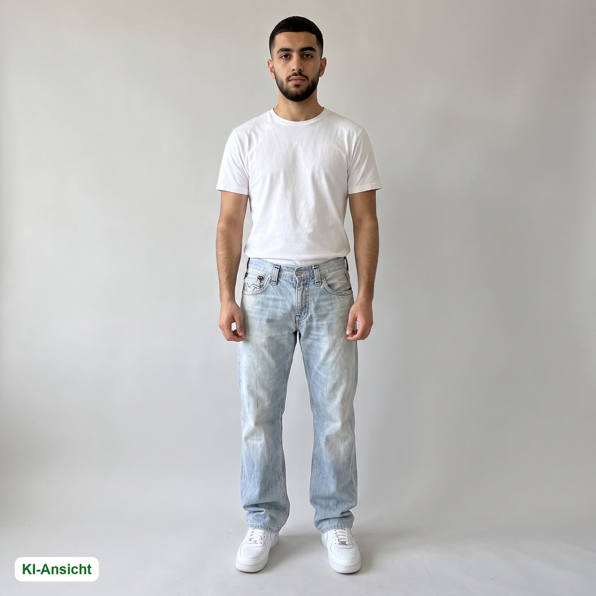 KI-Ansicht: Vintage Replay Jeans (W29 L34) getragen (KI-Visualisierung, Zustand siehe echte Fotos)