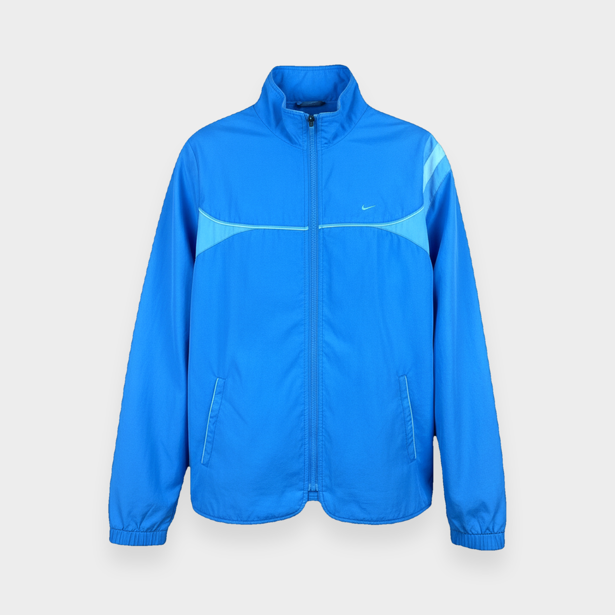 96VINTAGE Ghost-Mannequin — Vintage Nike Trackjacket (XL)