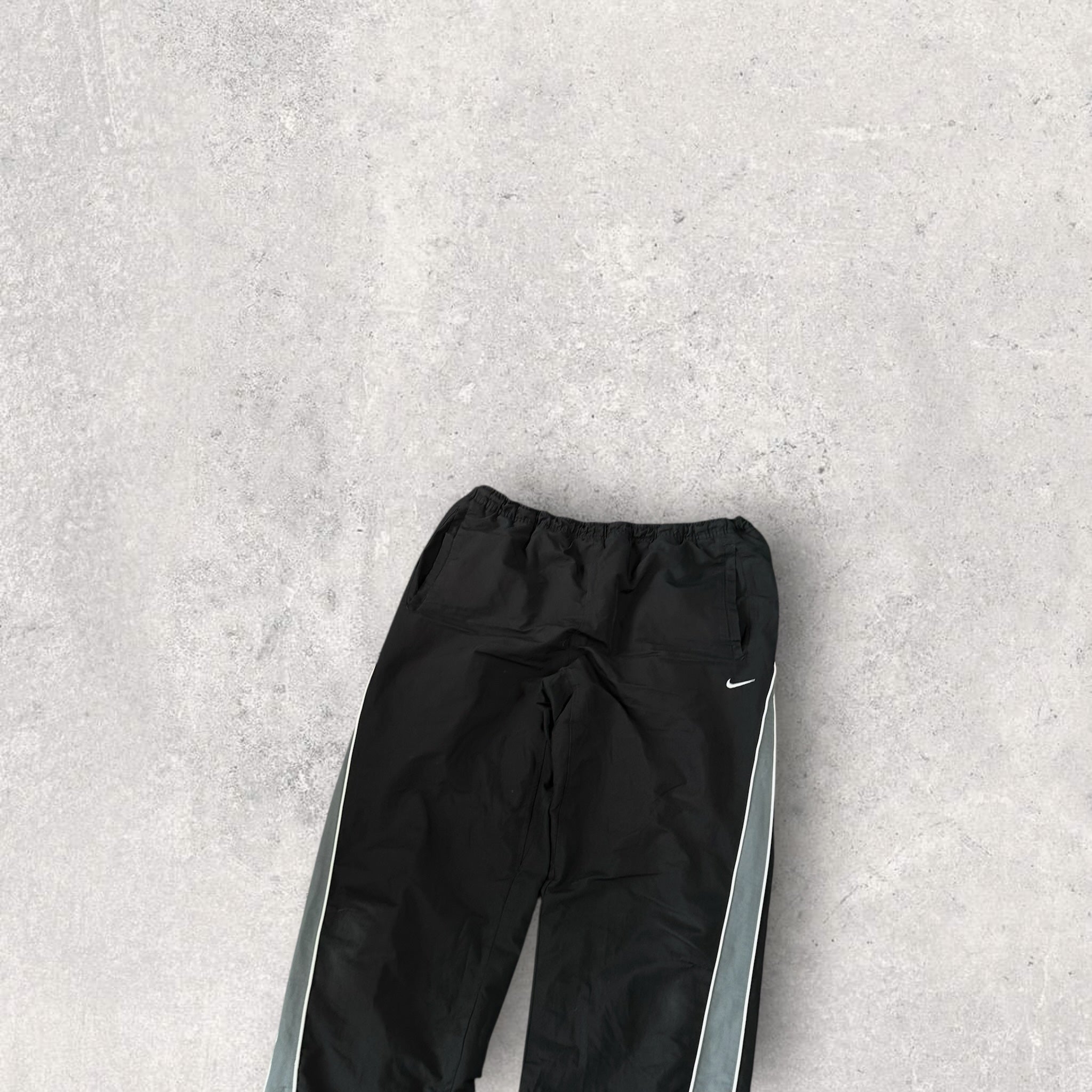Vintage Nike Trackpants (XL)